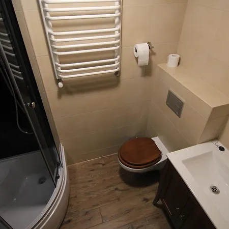 בית חווה Nad Stawem ויארחומלה מאלה