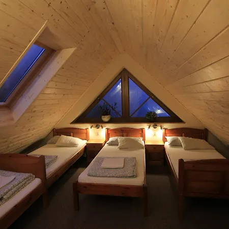 Çiftlik konaklama Nad Stawem Wierchomla Mala