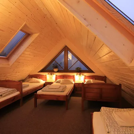 בית חווה Nad Stawem ויארחומלה מאלה