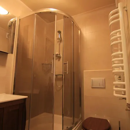 Nad Stawem בית חווה ויארחומלה מאלה