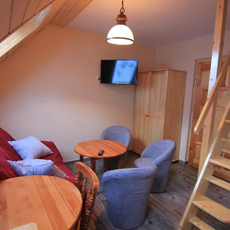 בית חווה Nad Stawem ויארחומלה מאלה