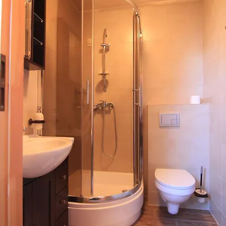 Nad Stawem Çiftlik konaklama *